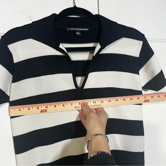 ELLEN TRACY Open Neck Polo Striped Short Sleeve Navy and White Size Small - Picture 5 of 5